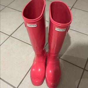 Hunter Gloss Pink Knee-High Rain Boots